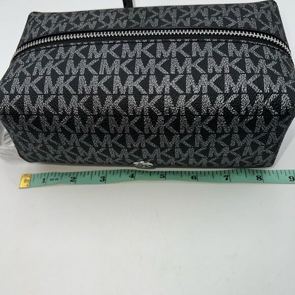 Michael Kors Black and Silver MD Travel Case with Snakeskin Embossed‎ Leather on - Picture 7 of 14